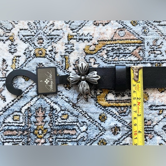 Patricia Nash leather belt - Picture 9 of 10